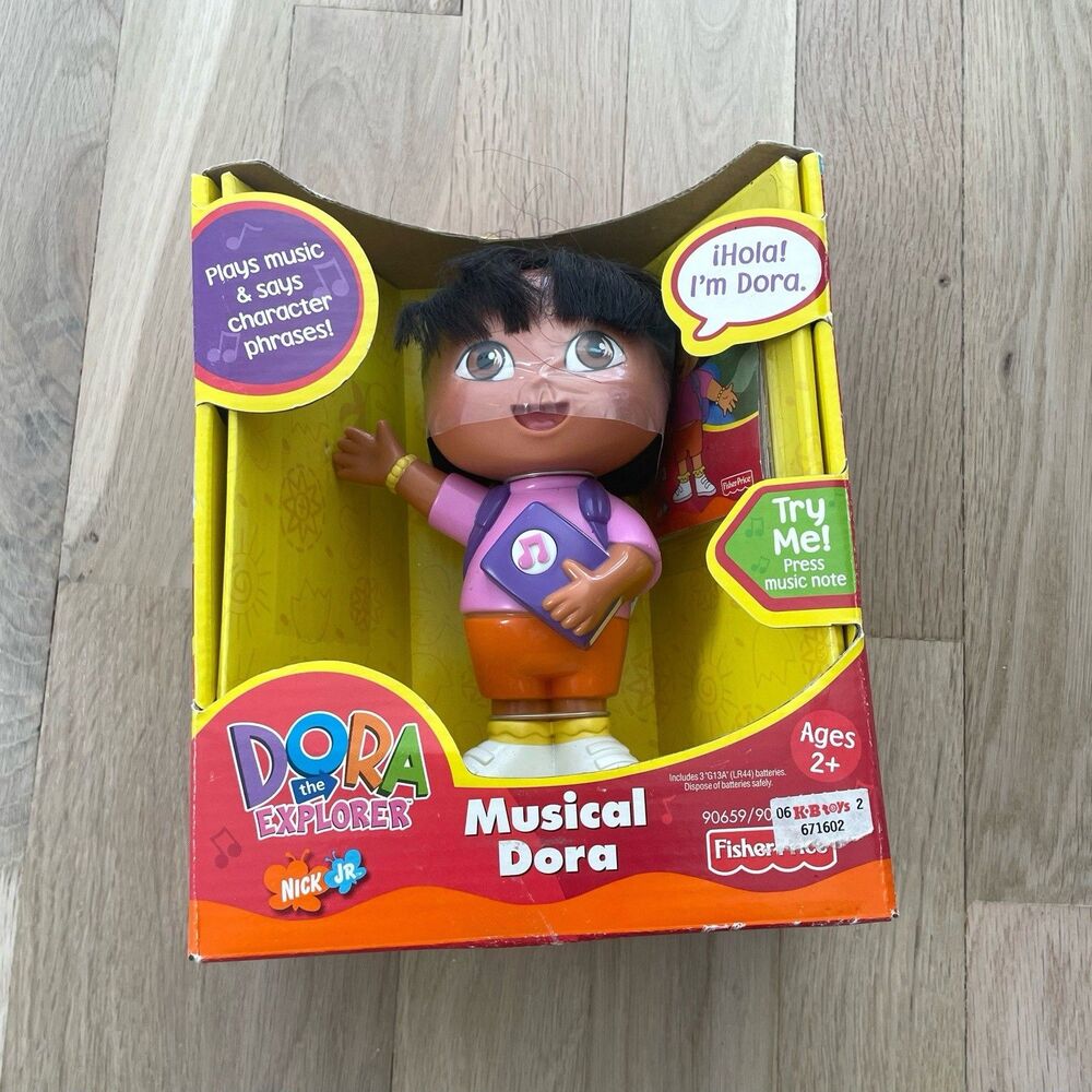 NIB Fisher-Price Dora The Explorer Musical Dora Ages 2+ 2001 Vintage Y2K
